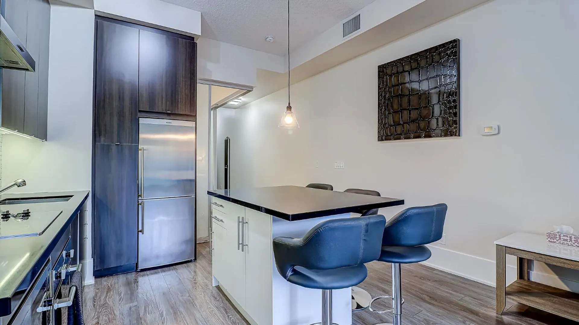 Metropolis Loft - Cn Tower Apartment Toronto Canada