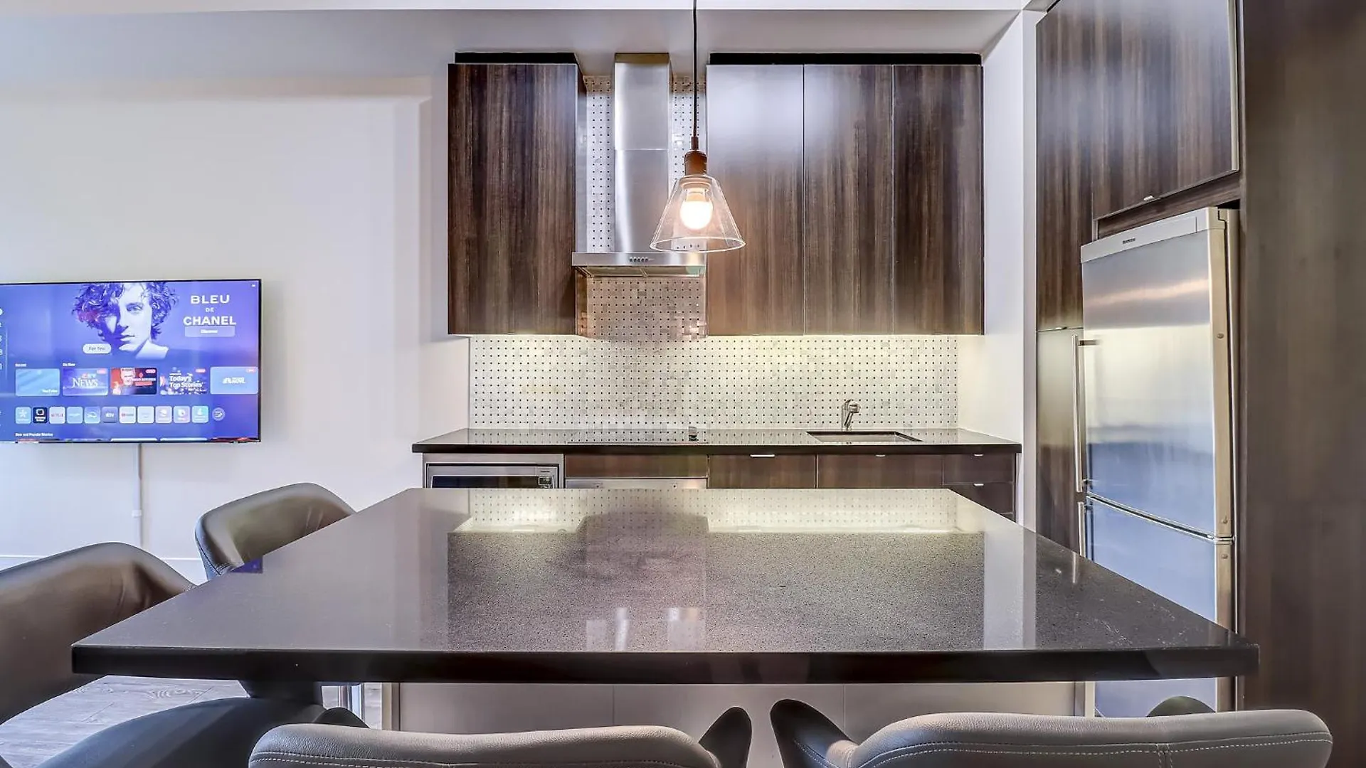Metropolis Loft - Cn Tower Apartment Toronto